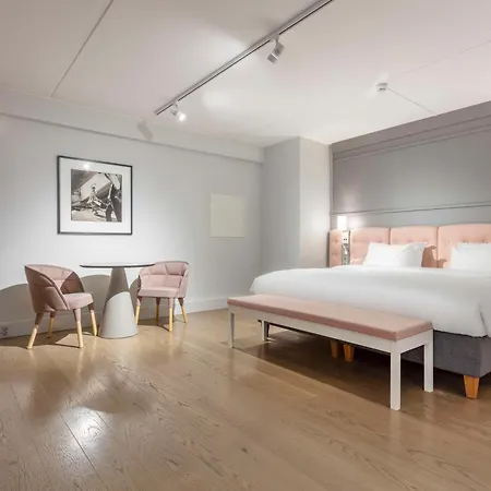 Отель Radisson Blu Scandinavia Hotel, 4*