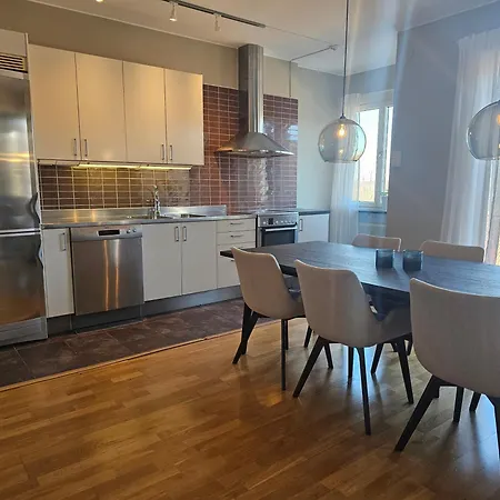 Live And Lagerbring Aparthotel 4*