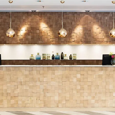 Scandic Crown Отель