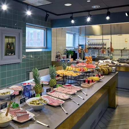 スカンディック ルビーネン 4*