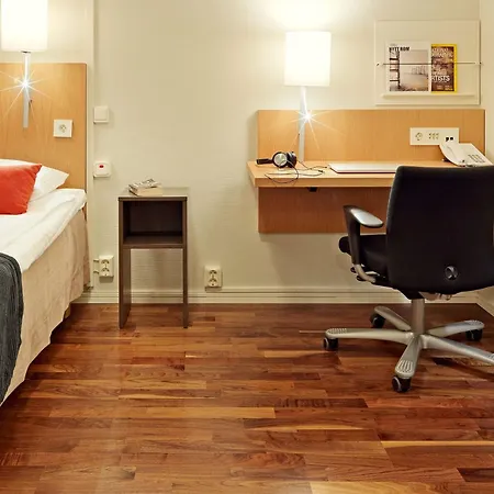 Otel Scandic Backadal 4*
