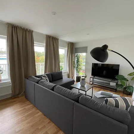 Feels Like * Gothenburg