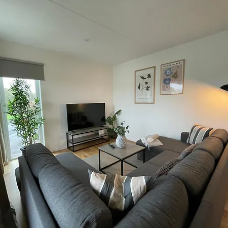 Feels Like Гётеборг