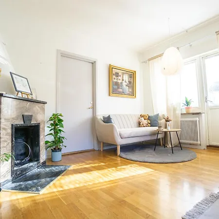 Apartament Haha Nordic Partille Large 3br For 7 Guests With 2 Kitchens, Garden & Parking *