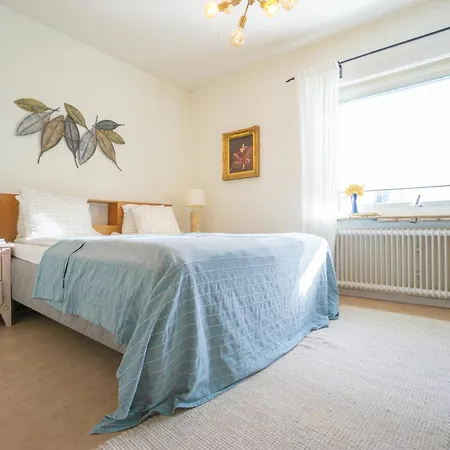 Appartement Haha Nordic Partille Large 3br For 7 Guests With 2 Kitchens, Garden & Parking Göteborg