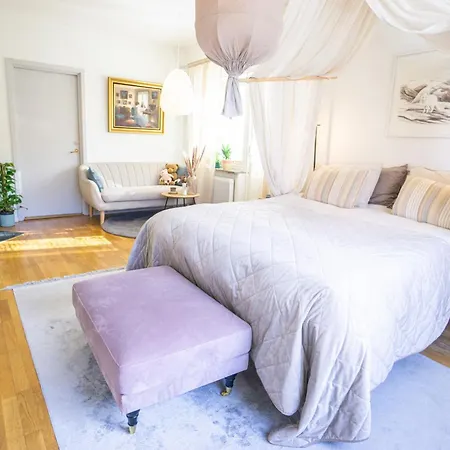 Haha Nordic Partille Large 3br For 7 Guests With 2 Kitchens, Garden & Parking *