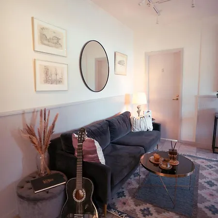 Kwatera prywatna Haha Nordic Partille Spacious 1br Near Center With Garden & Parking *