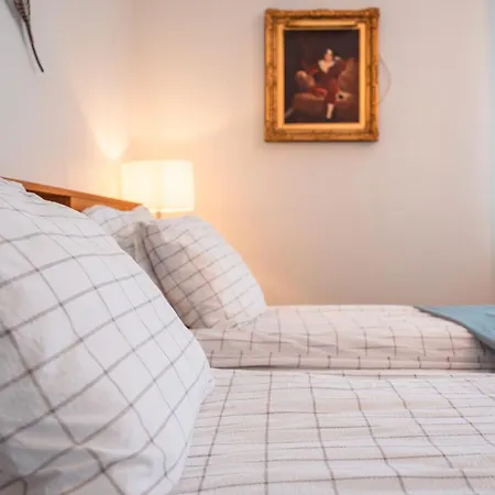 Haha Nordic Partille Large 3br For 7 Guests With 2 Kitchens, Garden & Parking * Göteborg