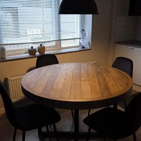 - And Close To Nature Apartment Gothenburg