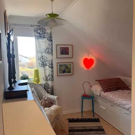 Bo Naera Och City. Vila *