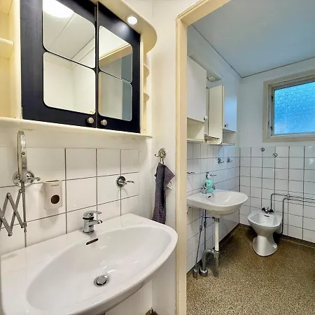 Workershouse 8 Beds Villa