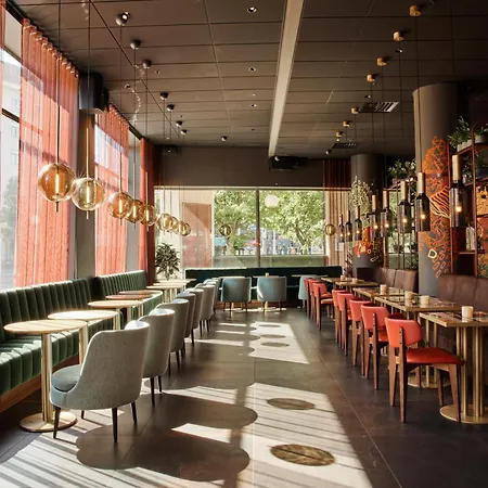 Clarion Draken Hotell 4*