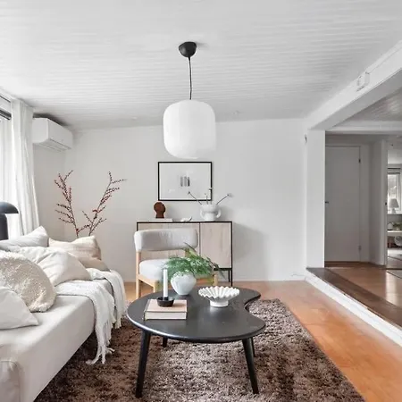 Βίλα Workers House Near Volvo