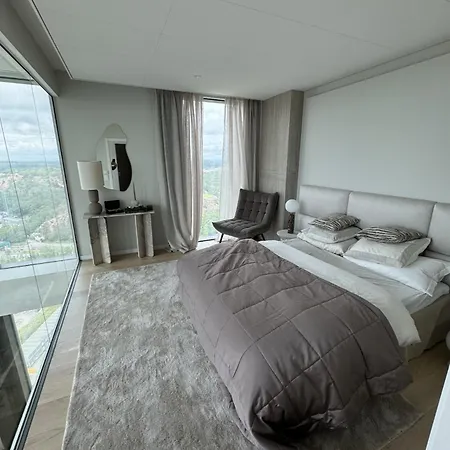 Luxurious Penthouse Апартаменты *