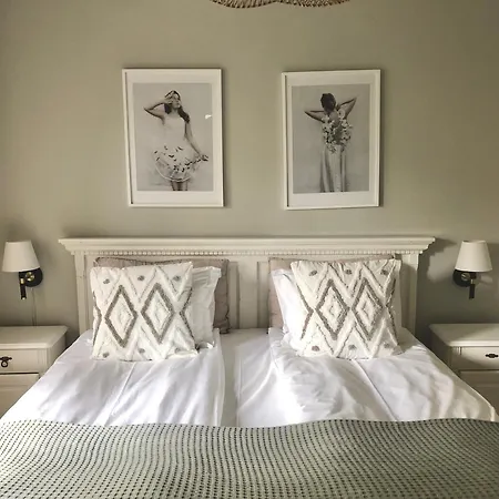Lägenhetshotell Wow & 3*