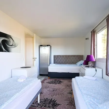 Villa 5 Beds - Premium - Free Parking - Wifi