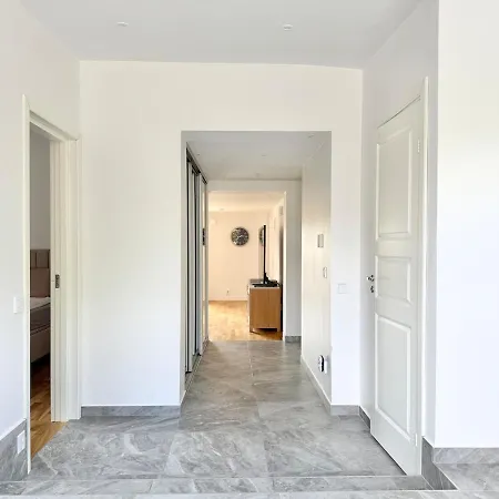 For Workers & Family - 6br - 2 Bath *