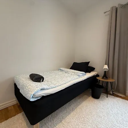 For Workers & Family - 6br - 2 Bath *