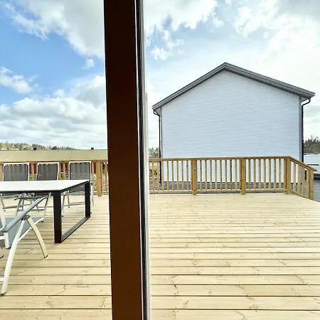 For Workers & Family - 6br - 2 Bath Villa *