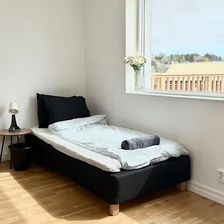 For Workers & Family - 6br - 2 Bath Villa