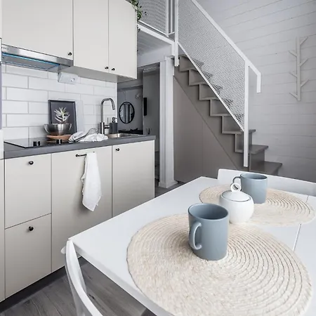 Waterfront Отель 4*