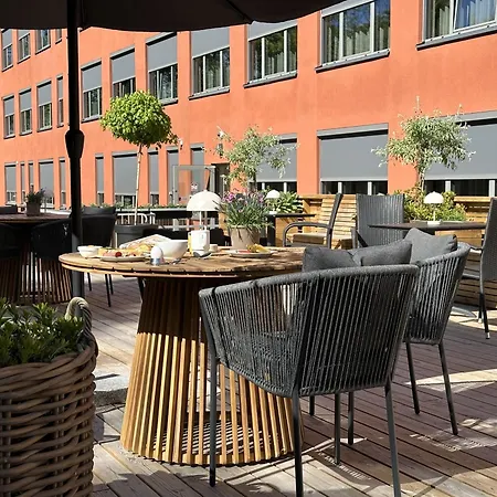 Spar Majorna Hotel