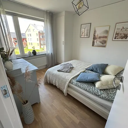 Family Friendly Newly Built Townhouse In Quiet Area
