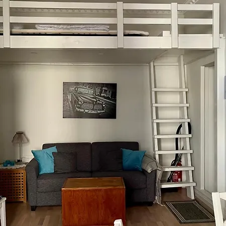 Laegenhet Med 6 Sovplatser I Centrala Goeteborg! *