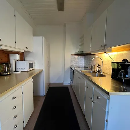 Apartment Laegenhet Naera Hav & Stad, Fri Parkering