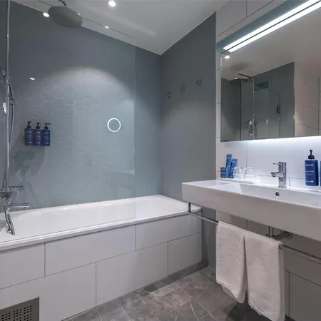 Radisson Blu Scandinavia Hotel, 4*