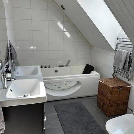 Havsnaera Hus Pa Naeset,