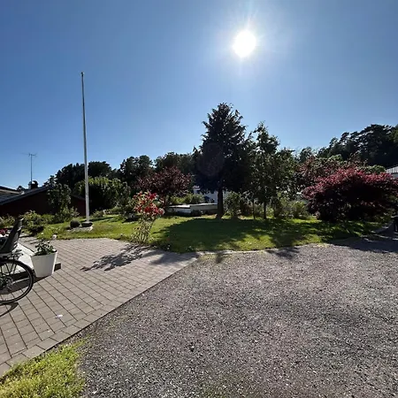 Modern Near & Nature Villa Gotemburgo