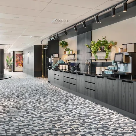 Clarion Karlatornet Отель