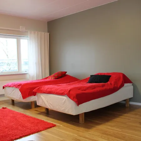 Torslanda Studios Hotel 3*