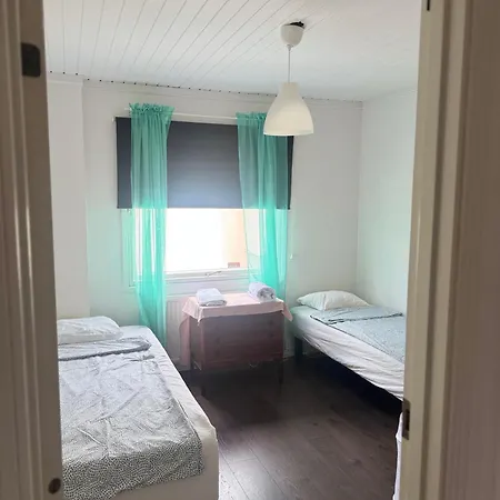 Med 4 Sovrum * גטבורג