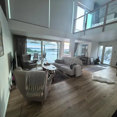Seaside Panorama With Jetless Hot Tub Villa Gotemburgo