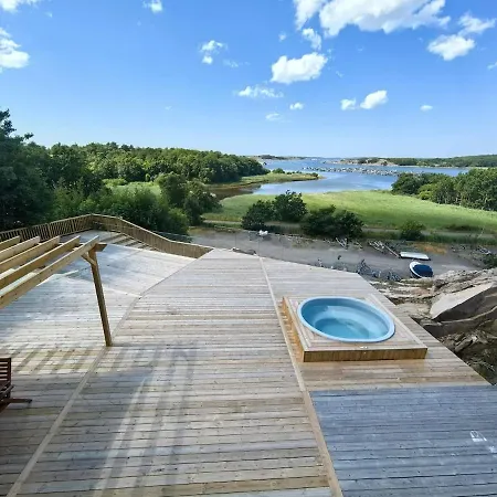Villa Seaside Panorama With Jetless Hot Tub *