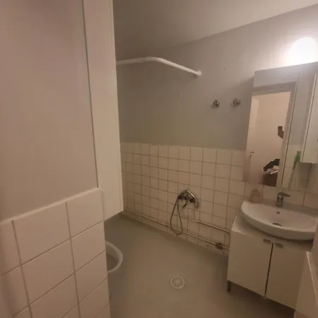 Shared Bathroom * Göteborg