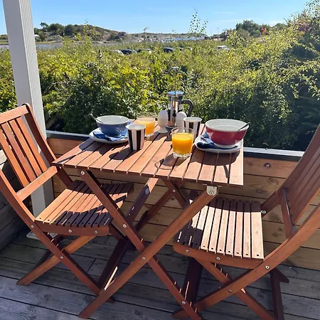 Holiday home Backstugan - Litet Hus Med Storslaget Laege