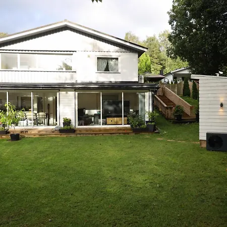 Willa Between The Trees *