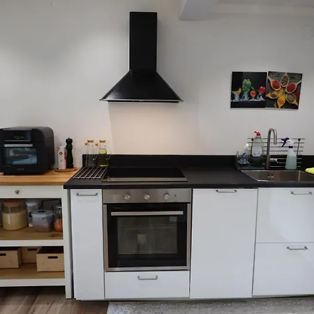 Villa Between The Trees *