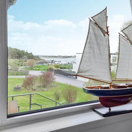 Holiday home Amazing In Vaestra Froelunda