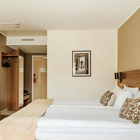 Apple Hotel&konferens 3*