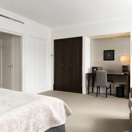 瑞典精英酒店 4*