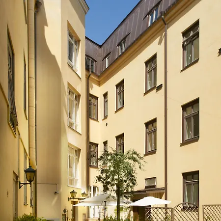 Royal Hotel 3*