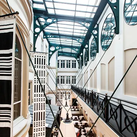 Elite Plaza Hotel