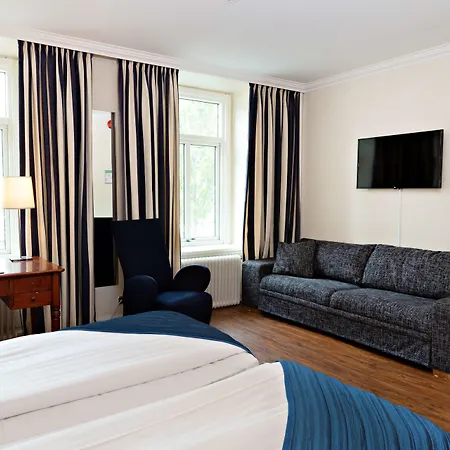 Hotell Center - Sure By Western 3*