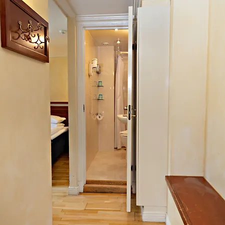 Center - Sure By Western Hotell 3*
