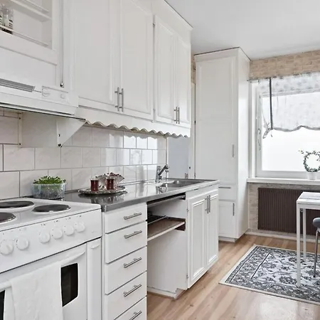 شقة Cozy Near Volvo Cars