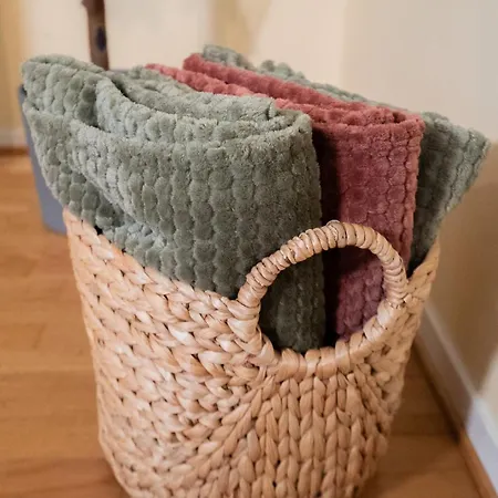 Harbor-view Loft - 2br Near Göteborg